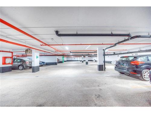 606-64 Benton Street, Kitchener, ON - Indoor Photo Showing Garage