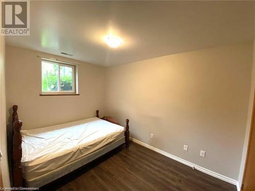 195 Carter Avenue, Waterloo, ON - Indoor Photo Showing Bedroom