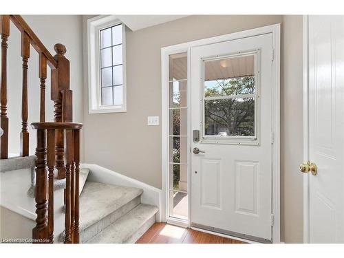 35 Nancroft Crescent, Cambridge, ON - Indoor Photo Showing Other Room