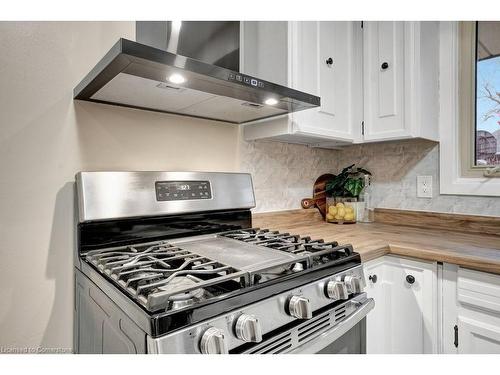 Upper-67 Kimberly Crescent, Kitchener, ON - Indoor Photo Showing Kitchen