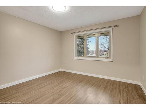 Upper-67 Kimberly Crescent, Kitchener, ON - Indoor Photo Showing Other Room