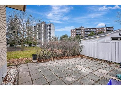 Upper-67 Kimberly Crescent, Kitchener, ON - Outdoor