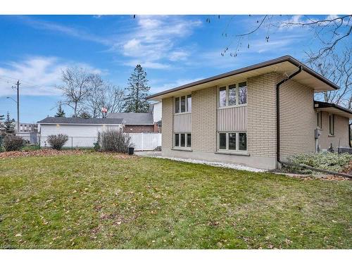 Upper-67 Kimberly Crescent, Kitchener, ON - Outdoor