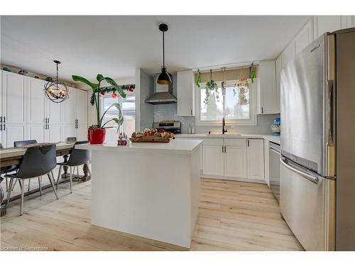 555 Westheights Drive, Kitchener, ON - Indoor Photo Showing Kitchen