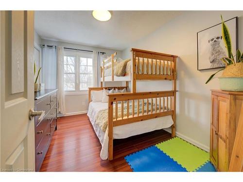 555 Westheights Drive, Kitchener, ON - Indoor Photo Showing Bedroom