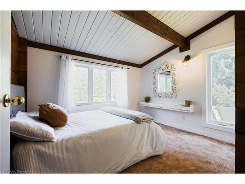 180164 Grey Road 9, Dundalk, ON - Indoor Photo Showing Bedroom