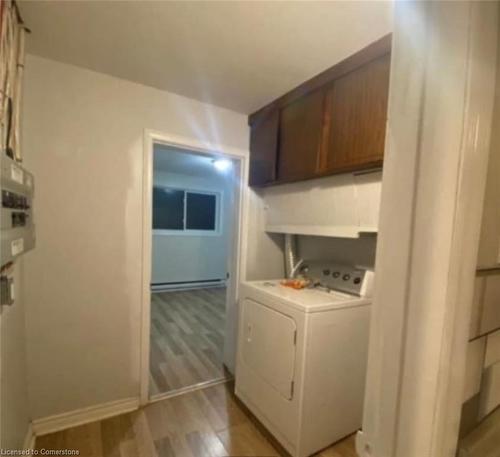 1/2-46 Palace Street, Brantford, ON - Indoor Photo Showing Laundry Room