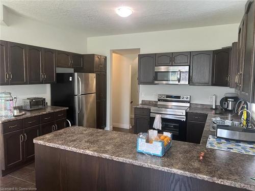 345 Westpark Crescent, Waterloo, ON - Indoor Photo Showing Kitchen