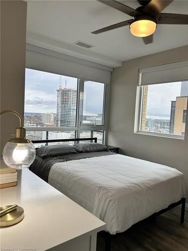 1702-104 Garment Street, Kitchener, ON - Indoor Photo Showing Bedroom