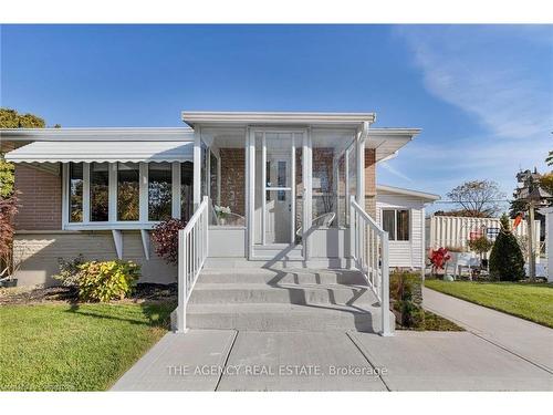 260 Tweedsmuir Avenue, London, ON - Outdoor With Facade