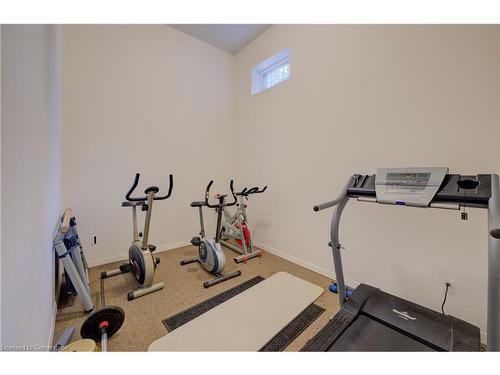 112-85 Spruce Street, Cambridge, ON - Indoor Photo Showing Gym Room