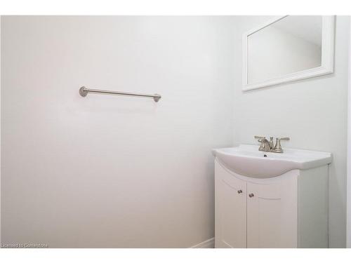 46 Monteagle Crescent, Kitchener, ON - Indoor Photo Showing Bathroom