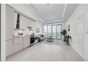 5806-3883 Quartz Road, Mississauga, ON  - Indoor Photo Showing Kitchen 