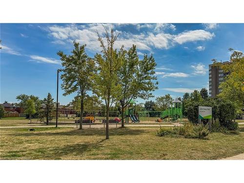 5806-3883 Quartz Road, Mississauga, ON - Outdoor With View