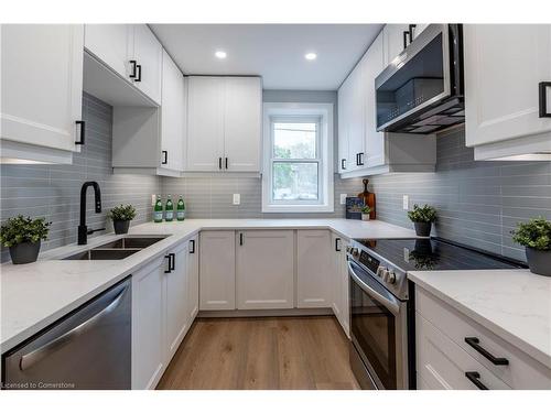 105 Lancaster Street W, Kitchener, ON - Indoor Photo Showing Kitchen With Double Sink With Upgraded Kitchen