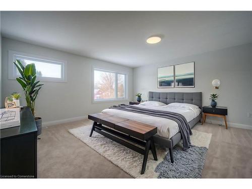 1-264 Blair Road, Cambridge, ON - Indoor Photo Showing Bedroom