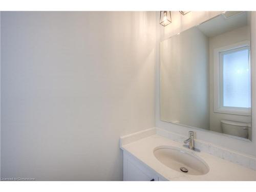 1-264 Blair Road, Cambridge, ON - Indoor Photo Showing Bathroom