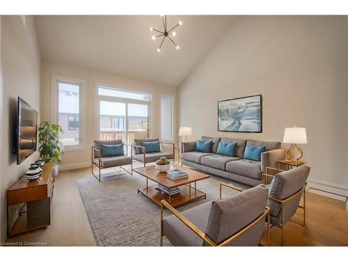 1-264 Blair Road, Cambridge, ON - Indoor Photo Showing Living Room