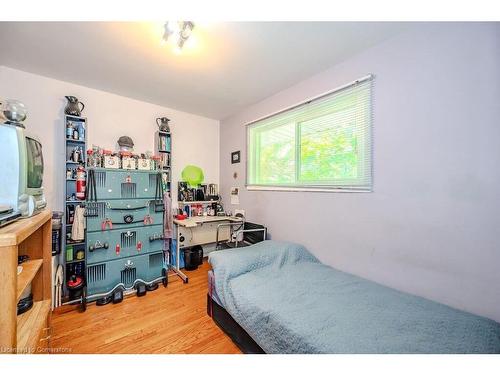 A-166 Weber Street N, Waterloo, ON - Indoor Photo Showing Bedroom