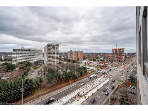 1510-3504 Hurontario Street, Mississauga, ON - Outdoor With View