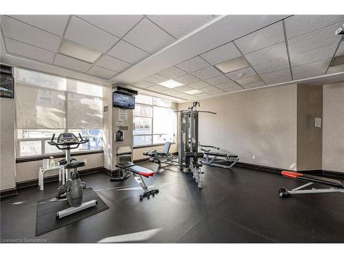 1510-3504 Hurontario Street, Mississauga, ON - Indoor Photo Showing Gym Room