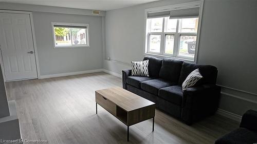 245 Lester Street, Waterloo, ON - Indoor Photo Showing Living Room