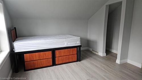 245 Lester Street, Waterloo, ON - Indoor Photo Showing Bedroom