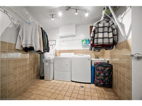 266-40 Tannery Street E, Cambridge, ON - Indoor Photo Showing Laundry Room