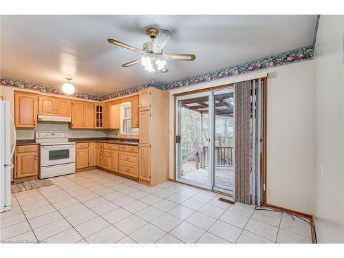 12 Greenwood Drive, New Hamburg, ON - Indoor Photo Showing Kitchen