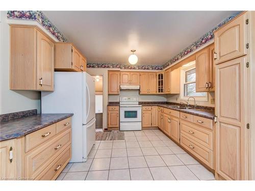 12 Greenwood Drive, New Hamburg, ON - Indoor Photo Showing Kitchen With Double Sink