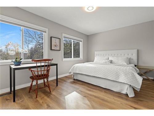 449 Shadow Wood Crescent, Waterloo, ON - Indoor Photo Showing Bedroom