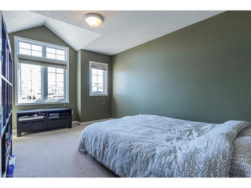 1130 Copper Leaf Crescent, Kitchener, ON - Indoor Photo Showing Bedroom