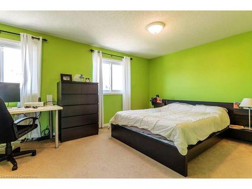 1130 Copper Leaf Crescent, Kitchener, ON - Indoor Photo Showing Bedroom