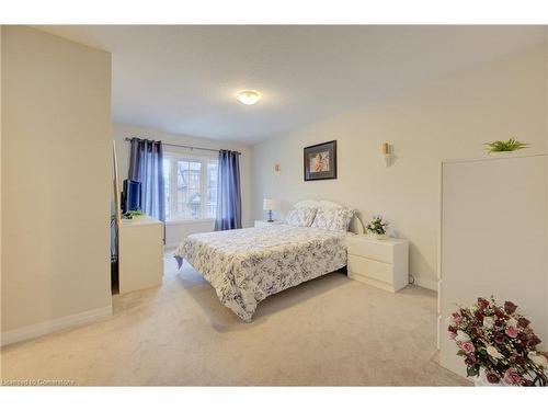 169 South Creek Drive, Kitchener, ON - Indoor Photo Showing Bedroom