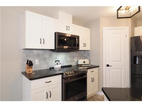 30 Isaac Street, Elmira, ON - Indoor Photo Showing Kitchen