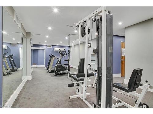 411-55 Green Valley Drive, Kitchener, ON - Indoor Photo Showing Gym Room