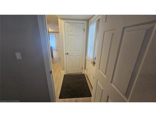 1B-1180 Countrystone Drive, Kitchener, ON - Indoor Photo Showing Other Room