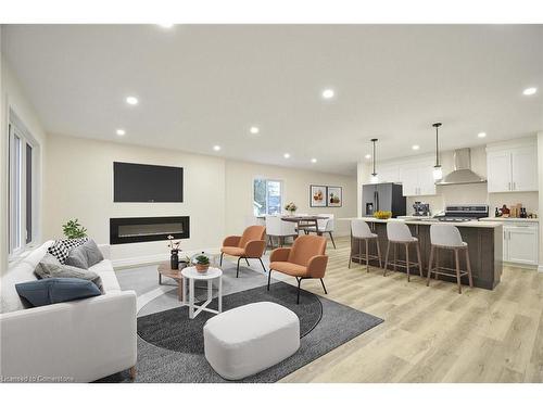 38 Dudhope Avenue, Cambridge, ON - Indoor Photo Showing Living Room With Fireplace