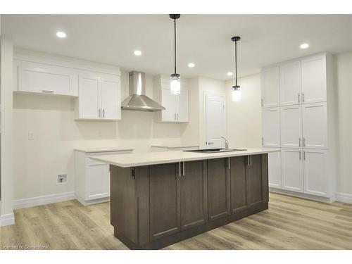 38 Dudhope Avenue, Cambridge, ON - Indoor Photo Showing Kitchen