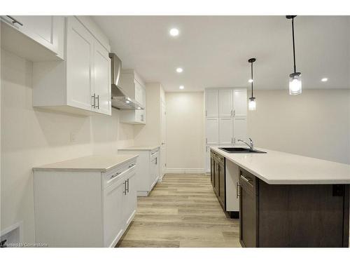 38 Dudhope Avenue, Cambridge, ON - Indoor Photo Showing Kitchen