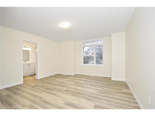 38 Dudhope Avenue, Cambridge, ON - Indoor Photo Showing Other Room