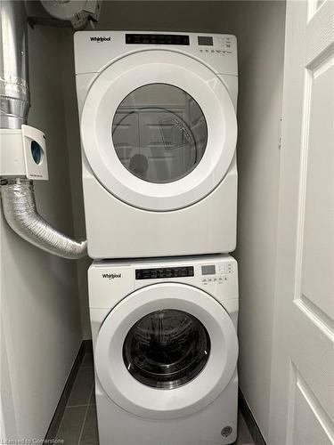 47 Lomond Lane, Kitchener, ON - Indoor Photo Showing Laundry Room