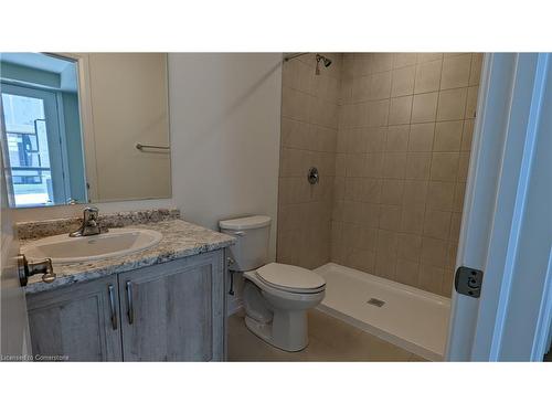 80-261 Woodbine Avenue, Kitchener, ON - Indoor Photo Showing Bathroom