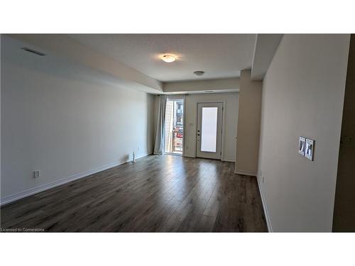 80-261 Woodbine Avenue, Kitchener, ON - Indoor Photo Showing Other Room