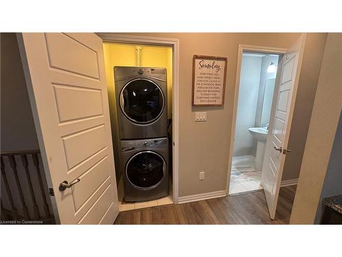 3063 George Savage Avenue, Oakville, ON - Indoor Photo Showing Laundry Room