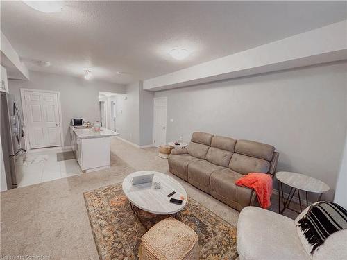 156 Oat Lane, Kitchener, ON - Indoor Photo Showing Living Room