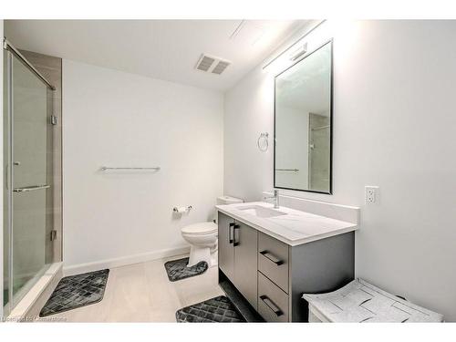 506-741 King Street W, Kitchener, ON - Indoor Photo Showing Bathroom