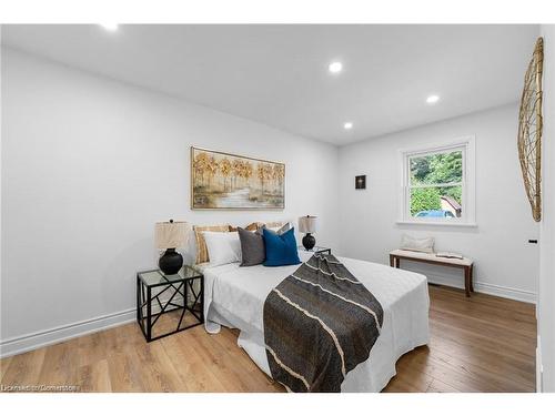 5449 Wellington Rd 39 Road, Guelph, ON - Indoor Photo Showing Bedroom