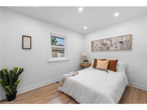 5449 Wellington Rd 39 Road, Guelph, ON - Indoor Photo Showing Bedroom