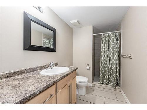 709 Frederick Street, Kitchener, ON - Indoor Photo Showing Bathroom